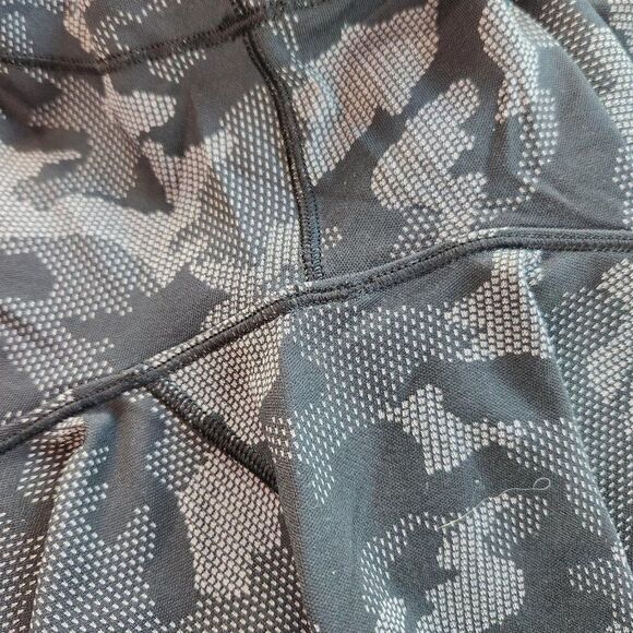 Lululemon Long Distance Short Sleeve - Picture 5 of 9